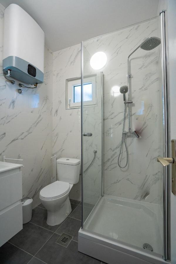 נובליה Rooms Magnolia With Pool מראה חיצוני תמונה