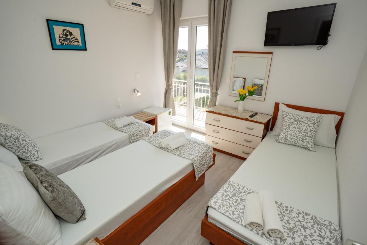 נובליה Rooms Magnolia With Pool מראה חיצוני תמונה