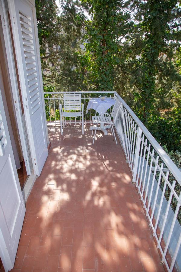 נובליה Rooms Magnolia With Pool מראה חיצוני תמונה