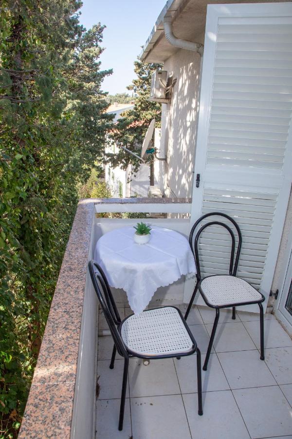 נובליה Rooms Magnolia With Pool מראה חיצוני תמונה